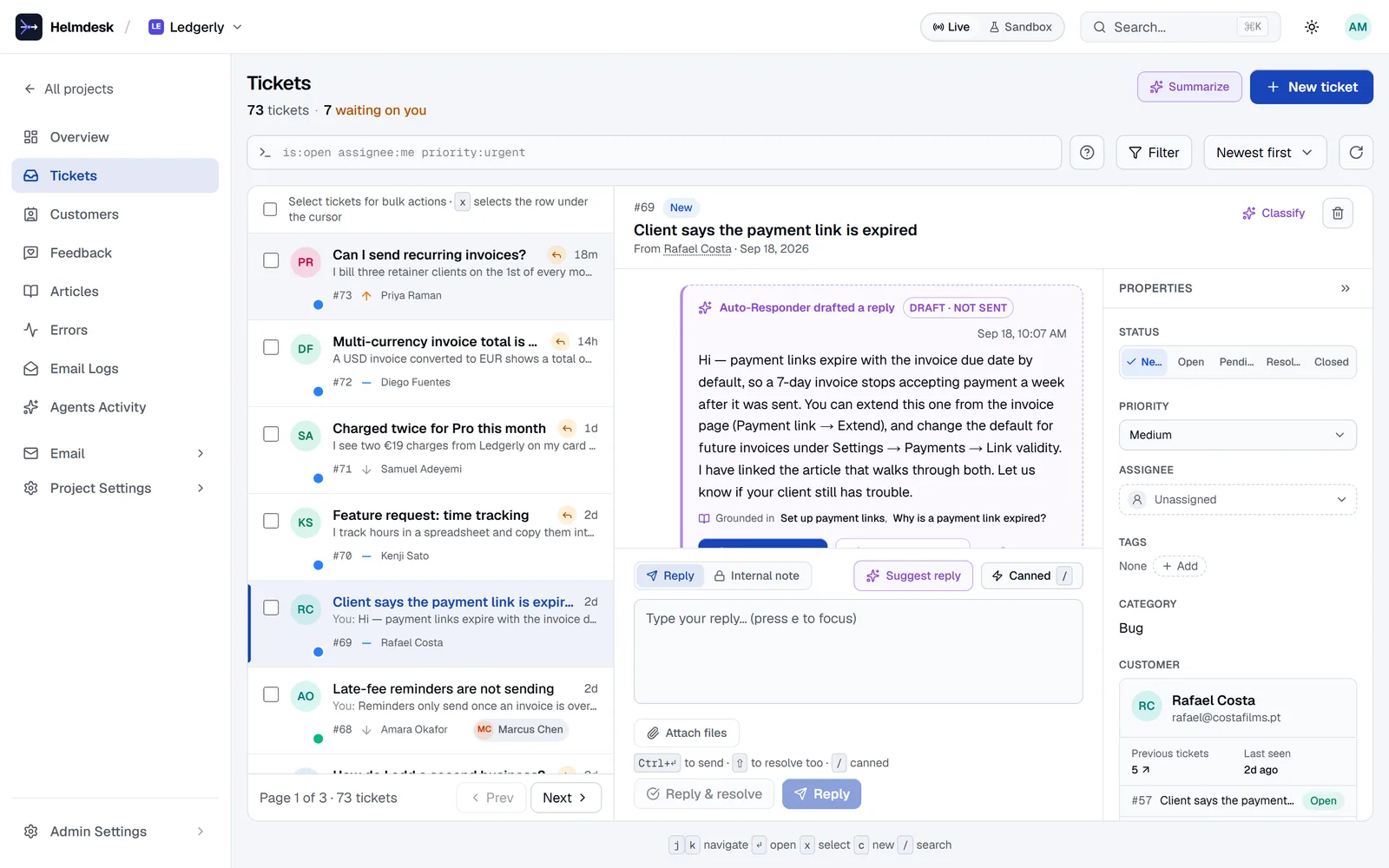 The project helpdesk with the reading pane open: the customer's tags and history beside the thread
